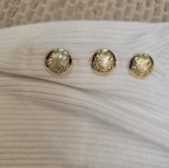 Lauren Ralph Lauren Boatneck Sweater Medium White With Gold Buttons - Picture 6 of 11